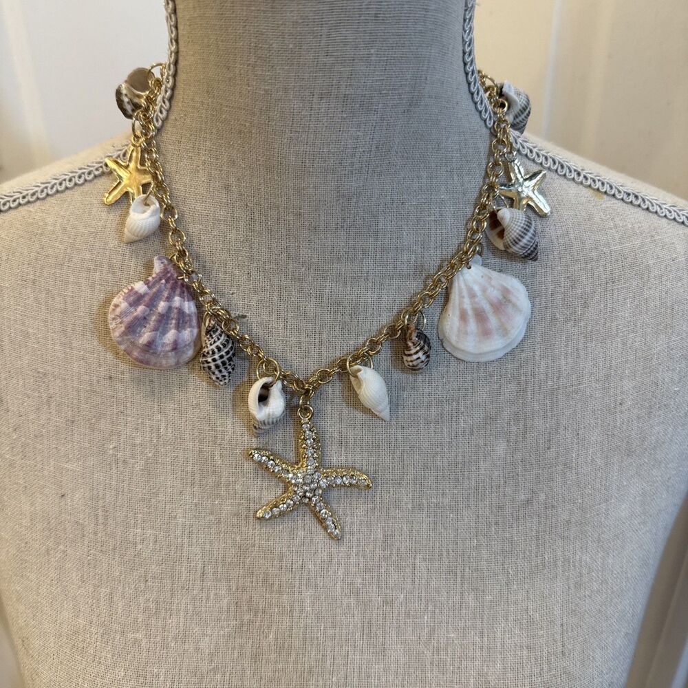 Statement Necklace Shells On Gold Tone, Adjustable, Charm Amrita